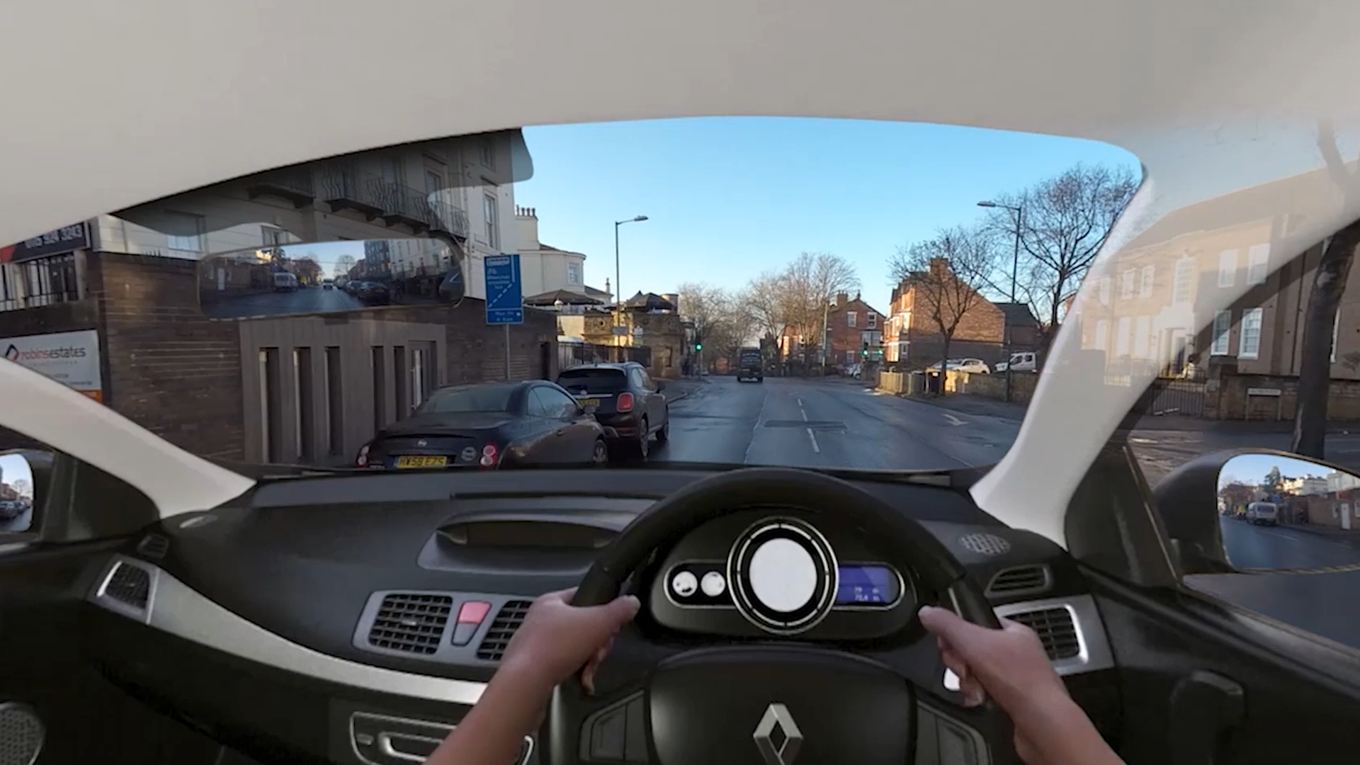 Car driver assessment filmed from a car driver perspective